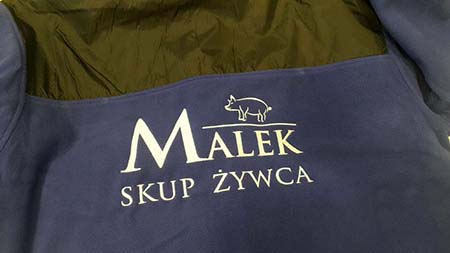 Haftowane logo firmy na polarze
