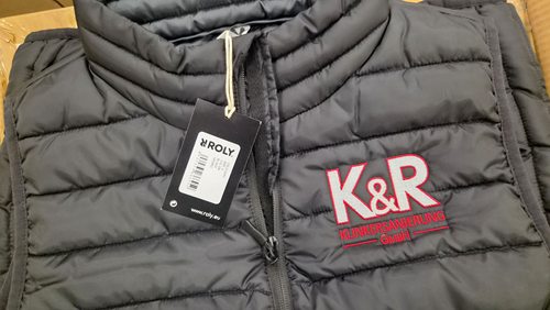 Pikowana kamizelka firmowa z haftowanym logo K&R Klinkersanierung